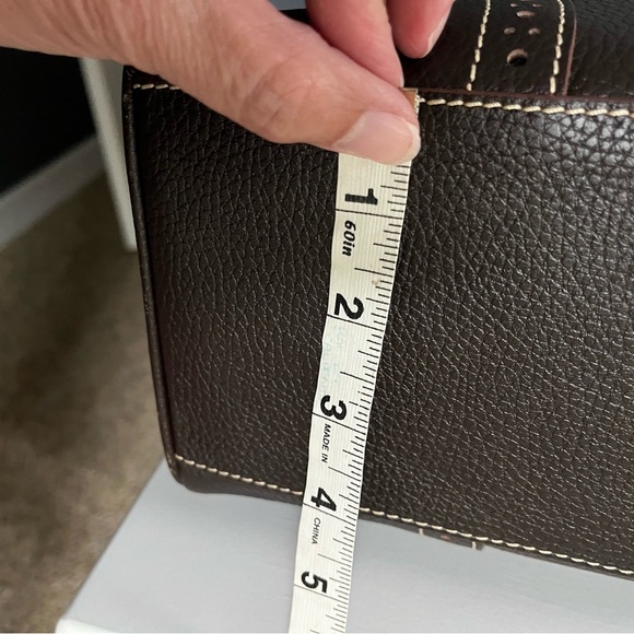 Dooney & Bourke Medium Domed Satchel Brown T’Moro Pebbled Leather Purse EUC - Picture 11 of 15